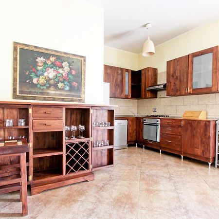 Dal Centurione Apartment โรม ภายนอก รูปภาพ