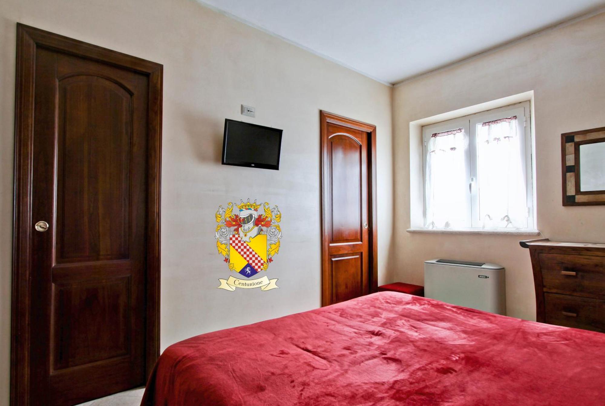 Dal Centurione Apartment โรม ภายนอก รูปภาพ
