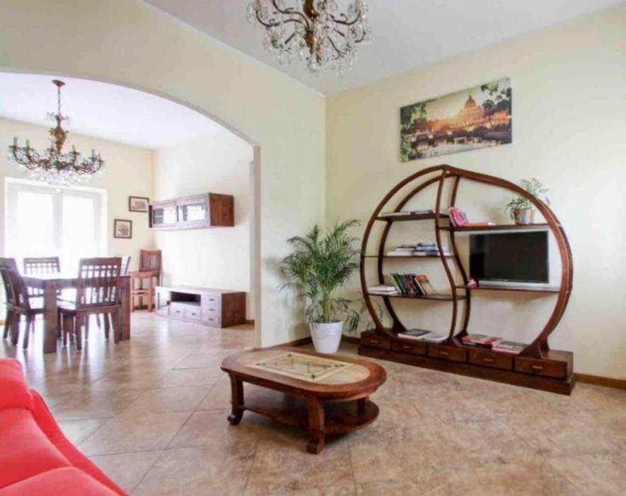 Dal Centurione Apartment โรม ภายนอก รูปภาพ